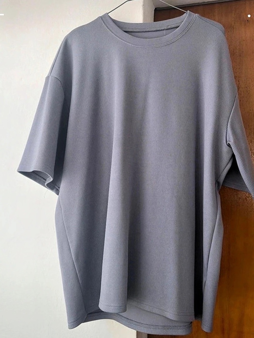Gray Short Sleeve Tee Like New